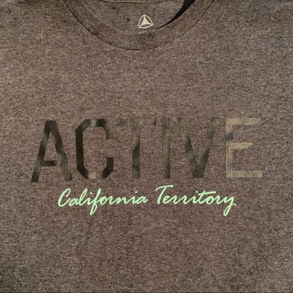 Active tee - Picture 2 of 8